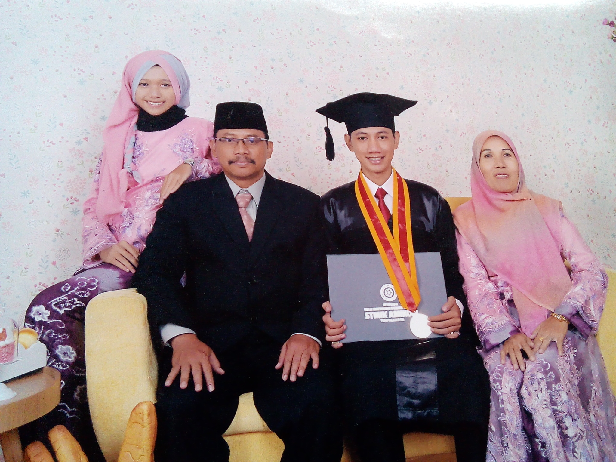 Wisuda S-1 Amikom Yogya an. M. Hidayatulloh